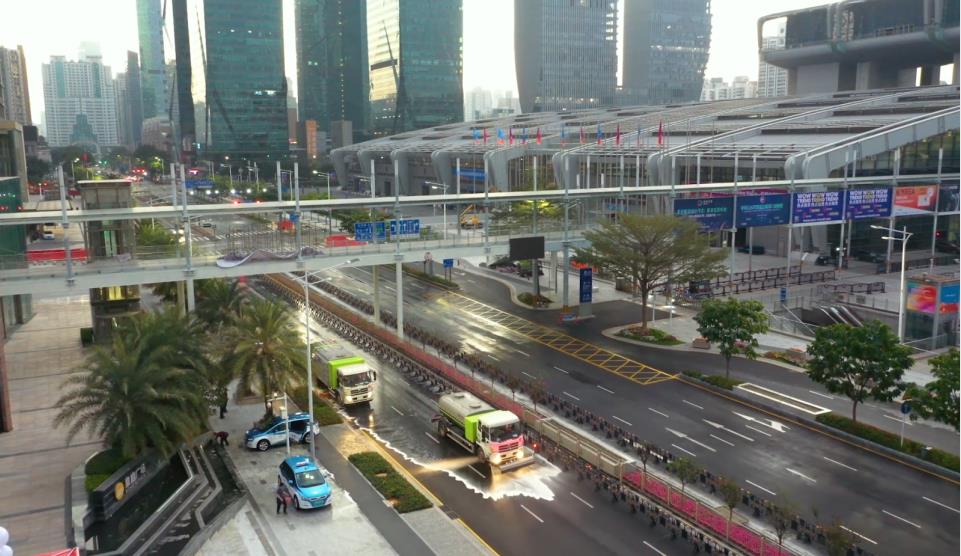 深耕細(xì)作，科技領(lǐng)航！盈峰環(huán)境完美收官，登頂環(huán)衛(wèi)服務(wù)行業(yè)年度冠軍